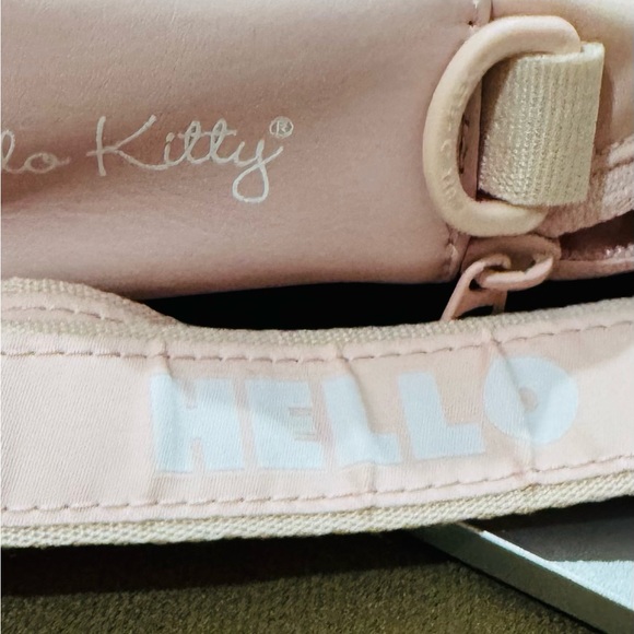 Hello Kitty X PUMA Light Pink Bow Backpack - Picture 12 of 14